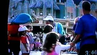 dwarf loses head at Disney World WDW Florida [upl. by Ellinet]