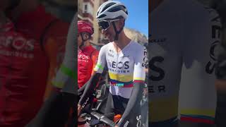 Así fue la caída de Egan Bernal en la Clásica de Jaén [upl. by Eirehc]