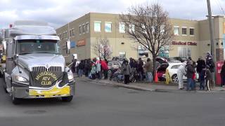 2013 Lancaster Santa Claus Parade Chapter 1 [upl. by Sima]