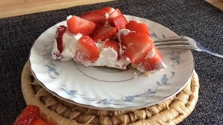 Recette Gâteau à étages aux fraises  مطبخ أم وليد Oum Walid [upl. by Lonny]