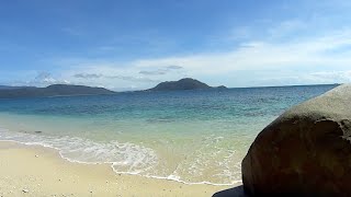 Virtual Treadmill Walk  Fitzroy Island  Nudey Beach amp Lighthouse Trail Queensland Australia [upl. by Curtice479]