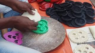 দেখুন পিঠা বানানোর কেীশল Nokshi Pitha Bangladeshi Nokshi Pitha Pakon Pitha [upl. by Zennie122]