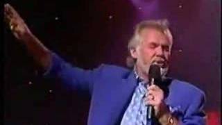 Kenny Rogers  quotIf You Want To Find Lovequot Live [upl. by Stavros]