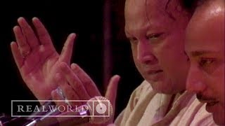 Nusrat Fateh Ali Khan  Mustt Mustt Live at WOMAD Yokohama 1992 [upl. by Gemini257]