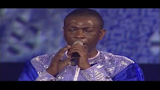 YOUSSOU NDOUR  BERCY 2004  LI MA WESSU [upl. by Orman295]