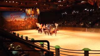 Disneyland Paris 2017  Buffalo Bills Wild West Showwith Mickey amp Friends [upl. by Shumway]