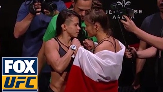 Claudia Gadelha vs Karolina Kowalkiewicz  WeighIn  UFC 212 [upl. by Okram]