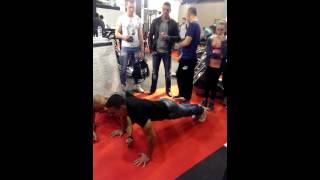 Record de pompe Au salon de fitness a paris 250 [upl. by Josie]