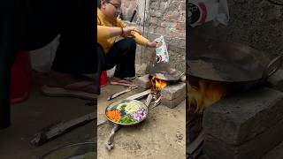 1 hour wali Chowmein🥵 delhiist chowmein shorts recipe cooking hakkanoodles chulha [upl. by Sualocin57]