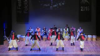 Argentinian folk dance Malambo amp Boleadoras [upl. by Gothurd170]