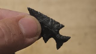 1575  Knapping Dacite Thin Flake [upl. by Sydney]