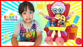 GREEDY GRANNY GAME Family Fun Game For Kids [upl. by Magdalen]