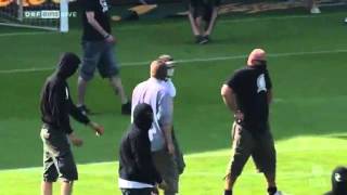 Geplanter RapidPlatzsturm beim Wiener Derby  Spielabbruch 22052011 HD [upl. by Akived]